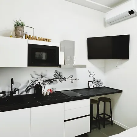 Urban Hub Apartment Milan