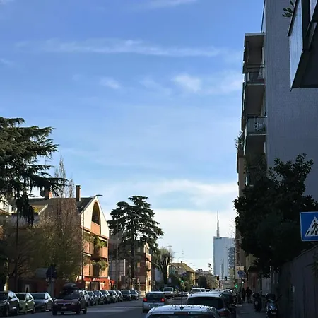 Urban Hub Apartment